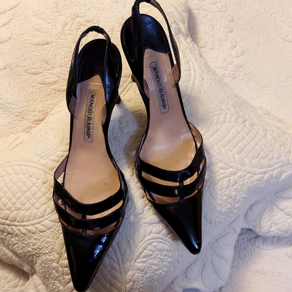 Manolo Blahnik slingbacks, Size 40, Black Patent